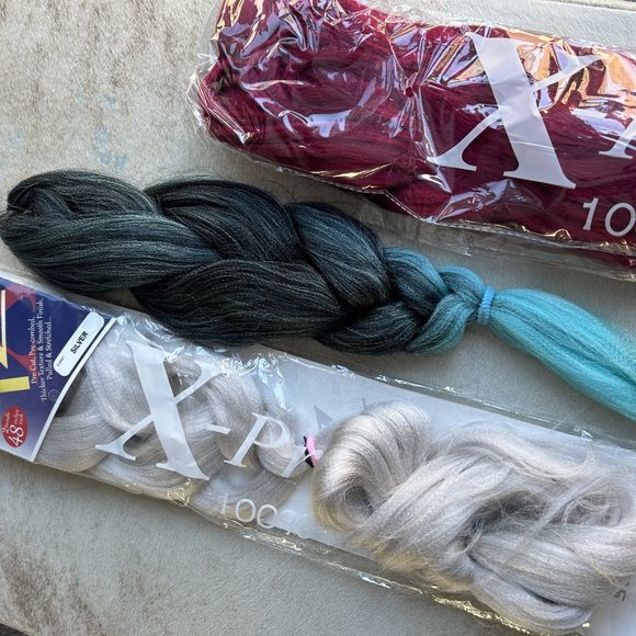 Synthetic Hair / Supreme Hair Braid 48" Silver/Blue Black/Red/ Wig NWOT - Picture 2 of 5